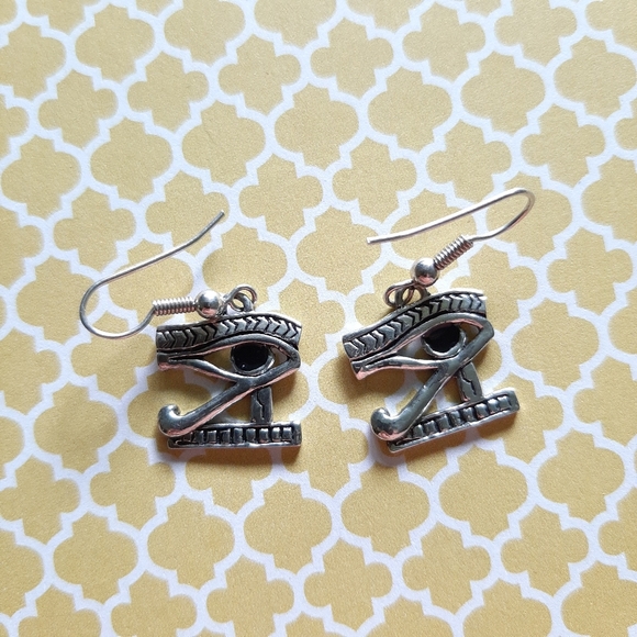 Egyptian earrings and scarab pendant set - Picture 2 of 5